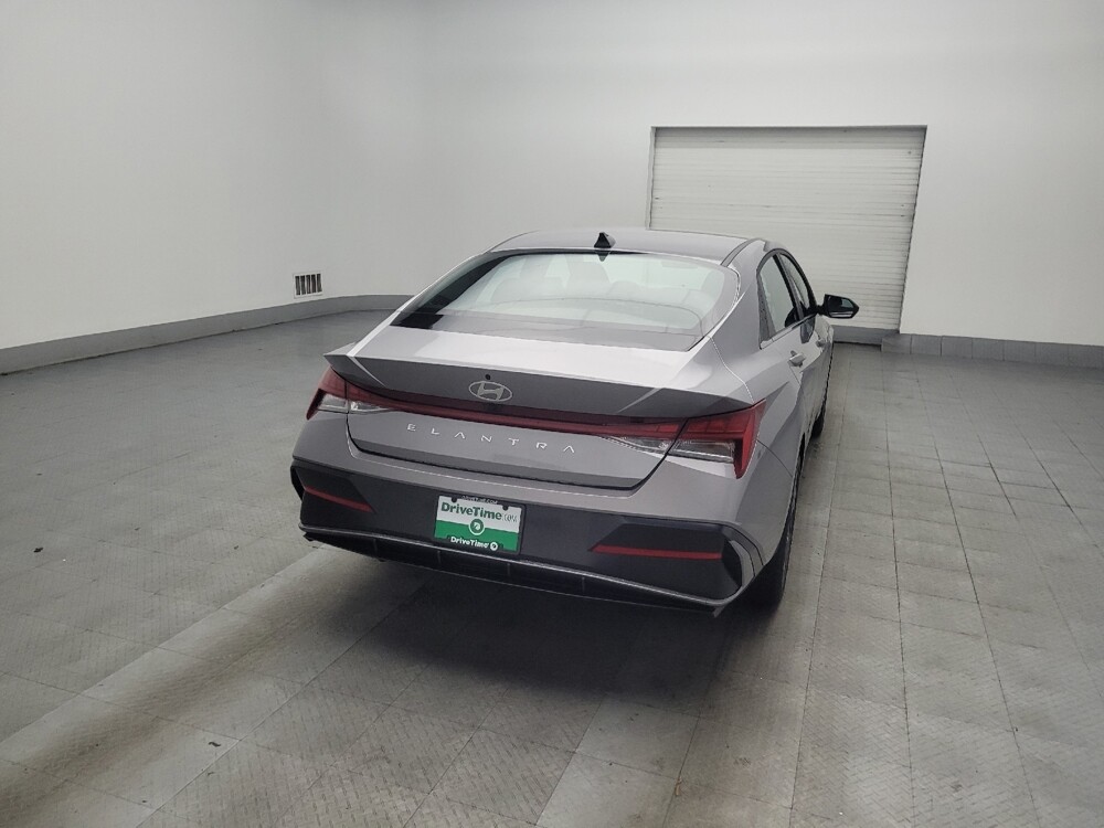 2025 Hyundai Elantra in Jackson, MS 39211 - 18115438 7