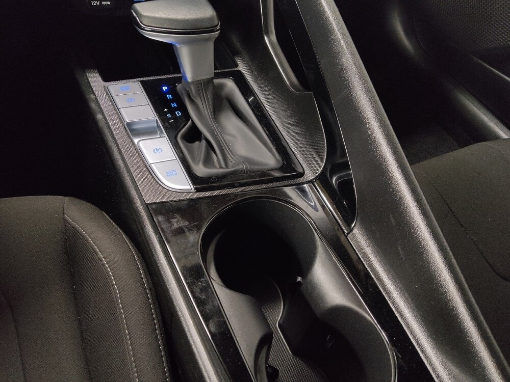 2025 Hyundai Elantra in Jackson, MS 39211 - 18115438 26