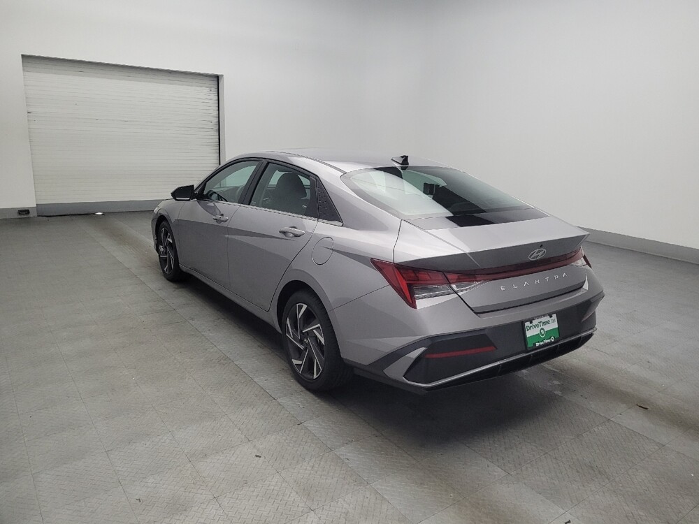 2025 Hyundai Elantra in Jackson, MS 39211 - 18115438 5
