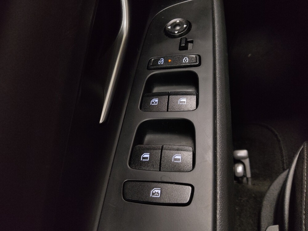 2025 Hyundai Elantra in Jackson, MS 39211 - 18115438 27