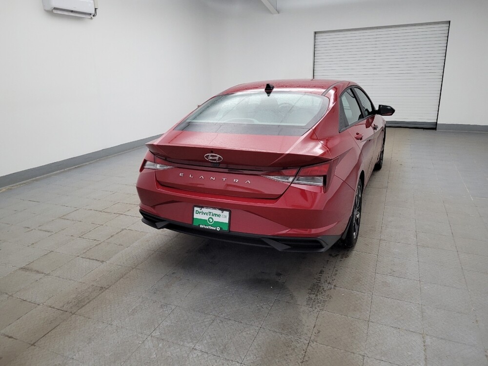2023 Hyundai Elantra in Cincinnati, OH 45255 - 18115444 7