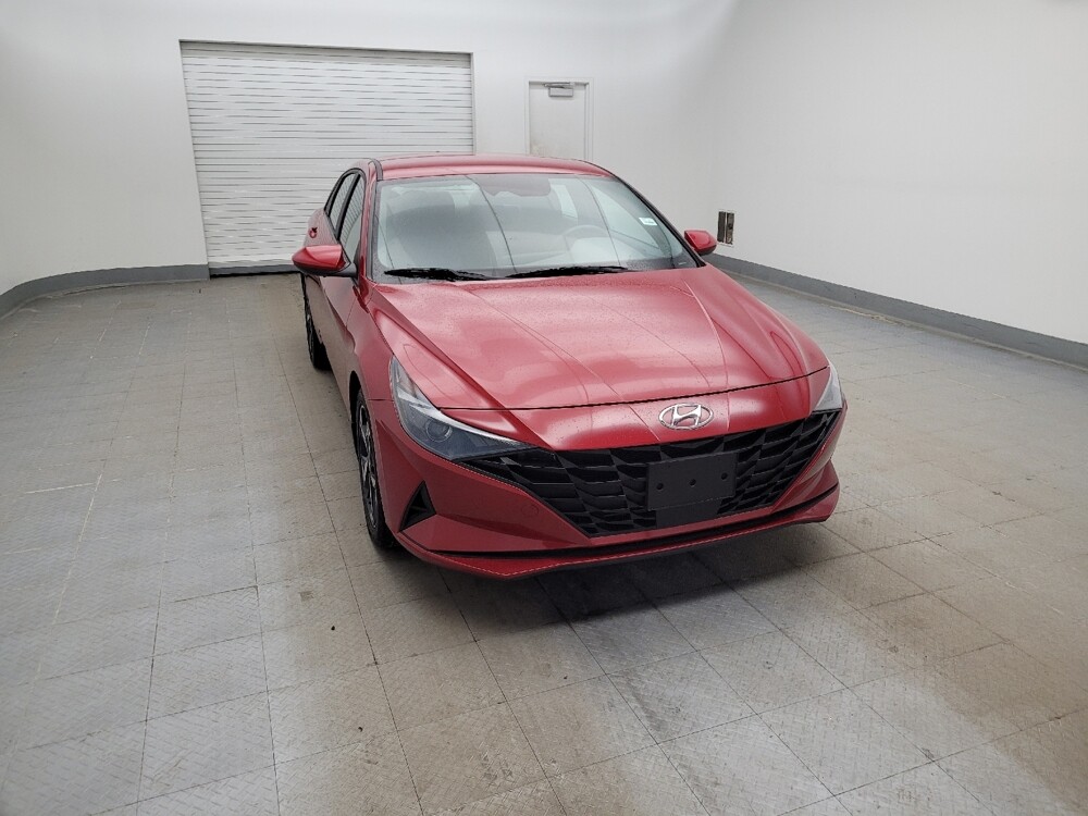 2023 Hyundai Elantra in Cincinnati, OH 45255 - 18115444 14