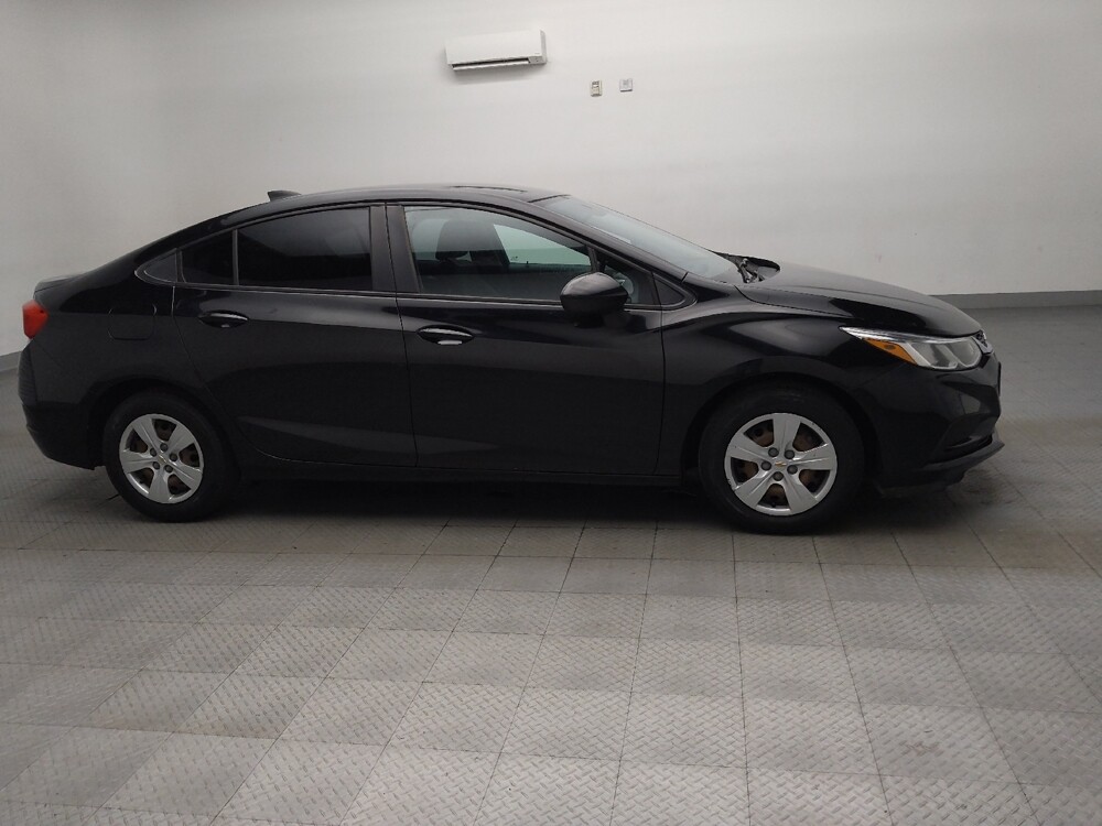 2017 Chevrolet Cruze in Oklahoma City, OK 73139 - 18115450 11