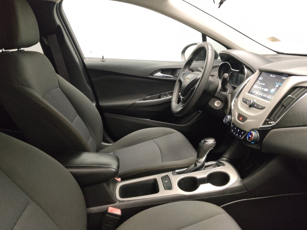 2017 Chevrolet Cruze in Oklahoma City, OK 73139 - 18115450 21