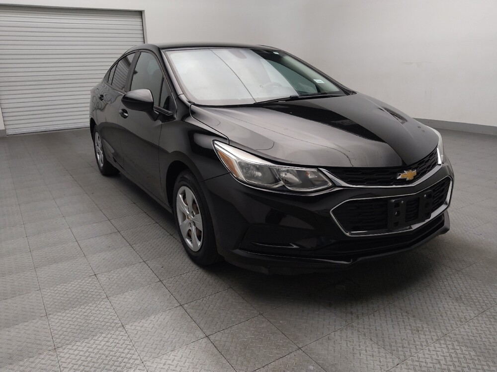 2017 Chevrolet Cruze in Oklahoma City, OK 73139 - 18115450 13