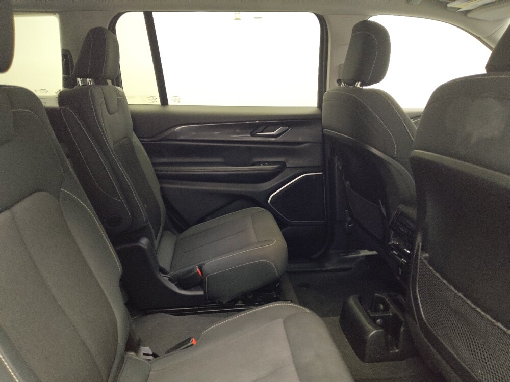 2022 Jeep Grand Cherokee L in Arlington, TX 76011 - 18115456 19