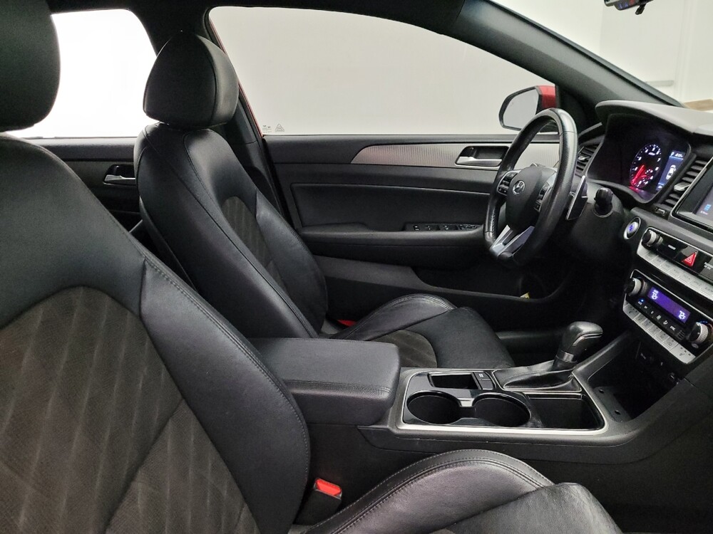 2019 Hyundai Sonata in Tucson, AZ 85705 - 18115461 21