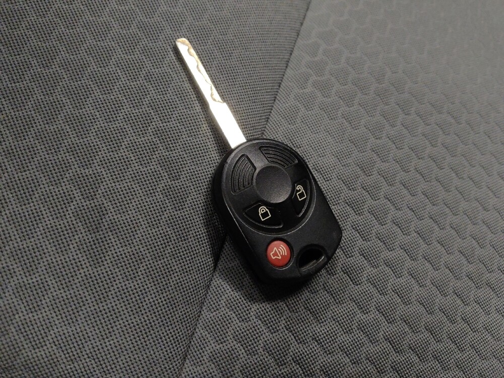 2018 Ford Escape in Chandler, AZ 85225 - 18115468 32