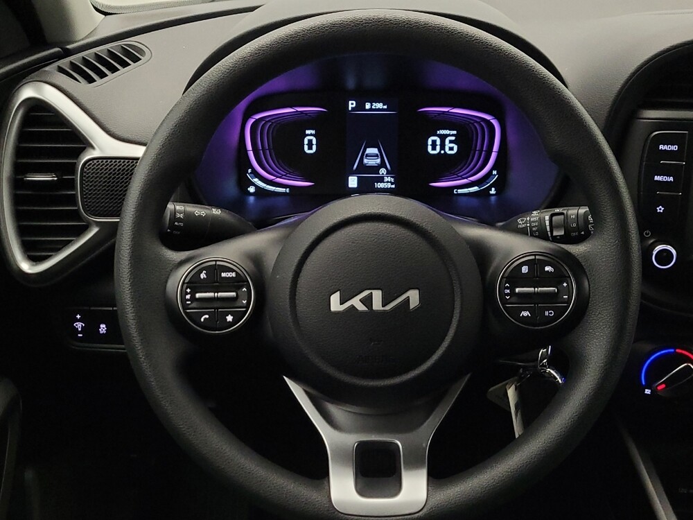 2025 Kia Soul in Phoenix, AZ 85015 - 18115472 22