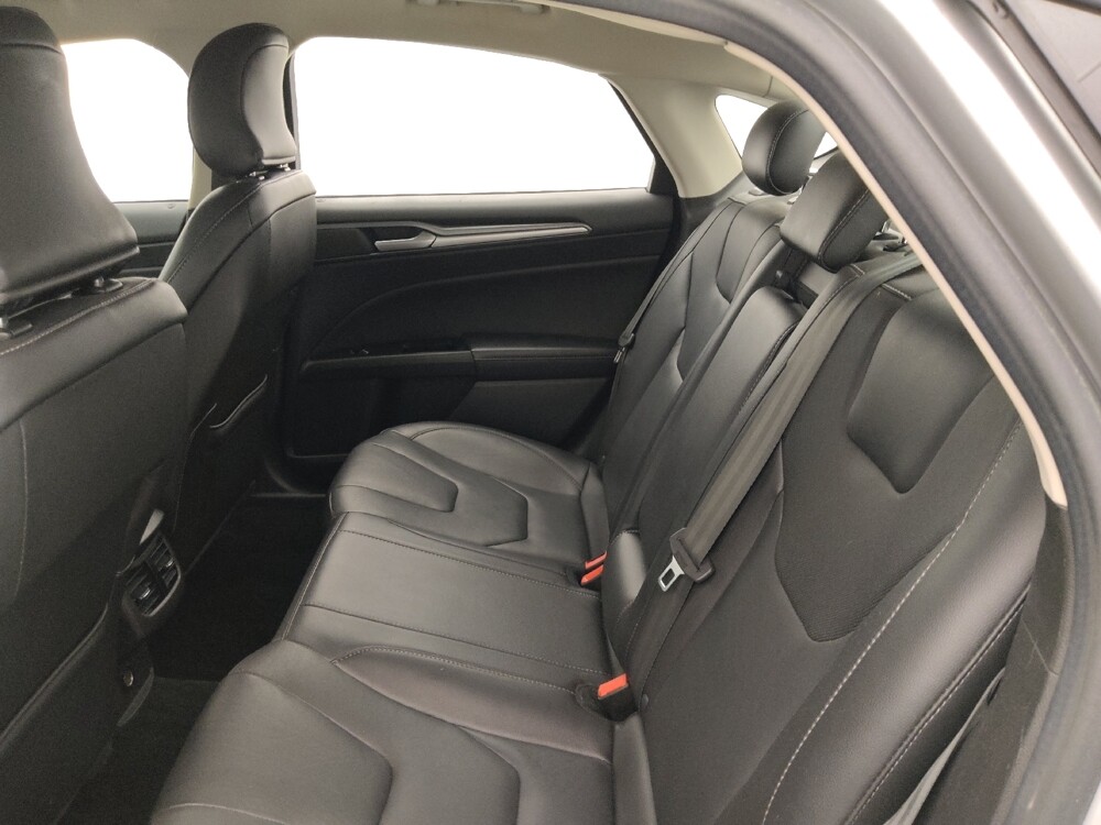 2016 Ford Fusion in Clearwater, FL 33764 - 18115476 18