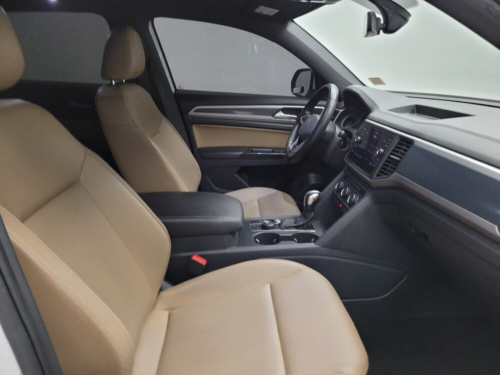 2020 Volkswagen Atlas in Louisville, KY 40258 - 18115482 21