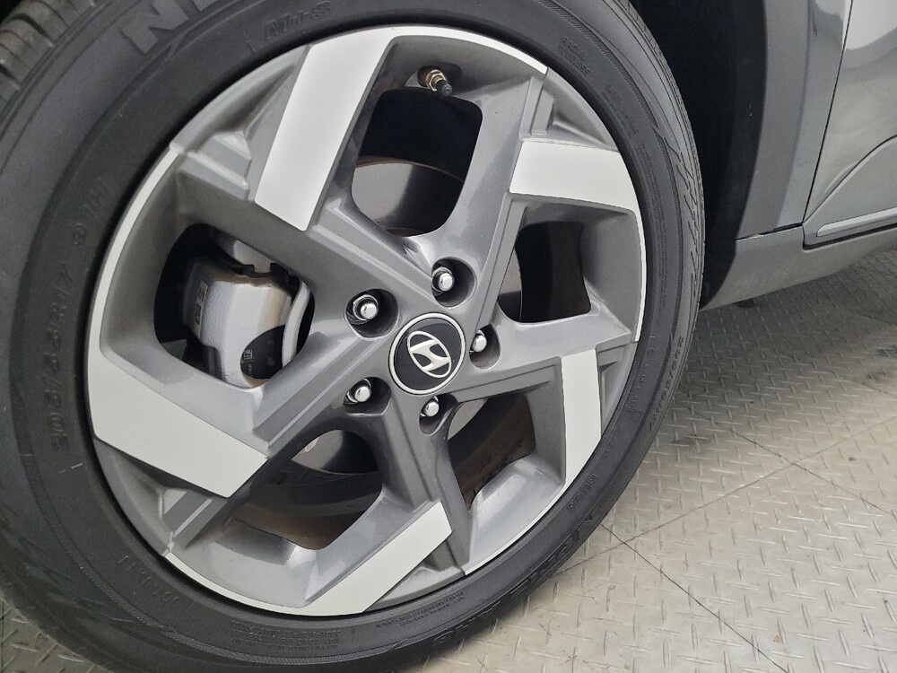 2025 Hyundai Venue in Lauderdale Lakes, FL 33313 - 18115494 31