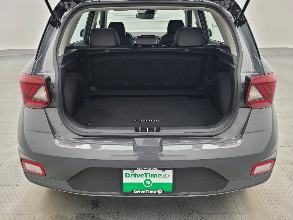 2025 Hyundai Venue in Lauderdale Lakes, FL 33313 - 18115494 29