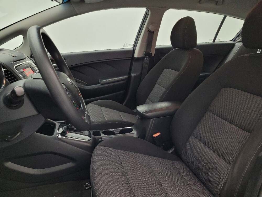 2017 Kia Forte in Wilmington, NC 28405 - 18115502 17