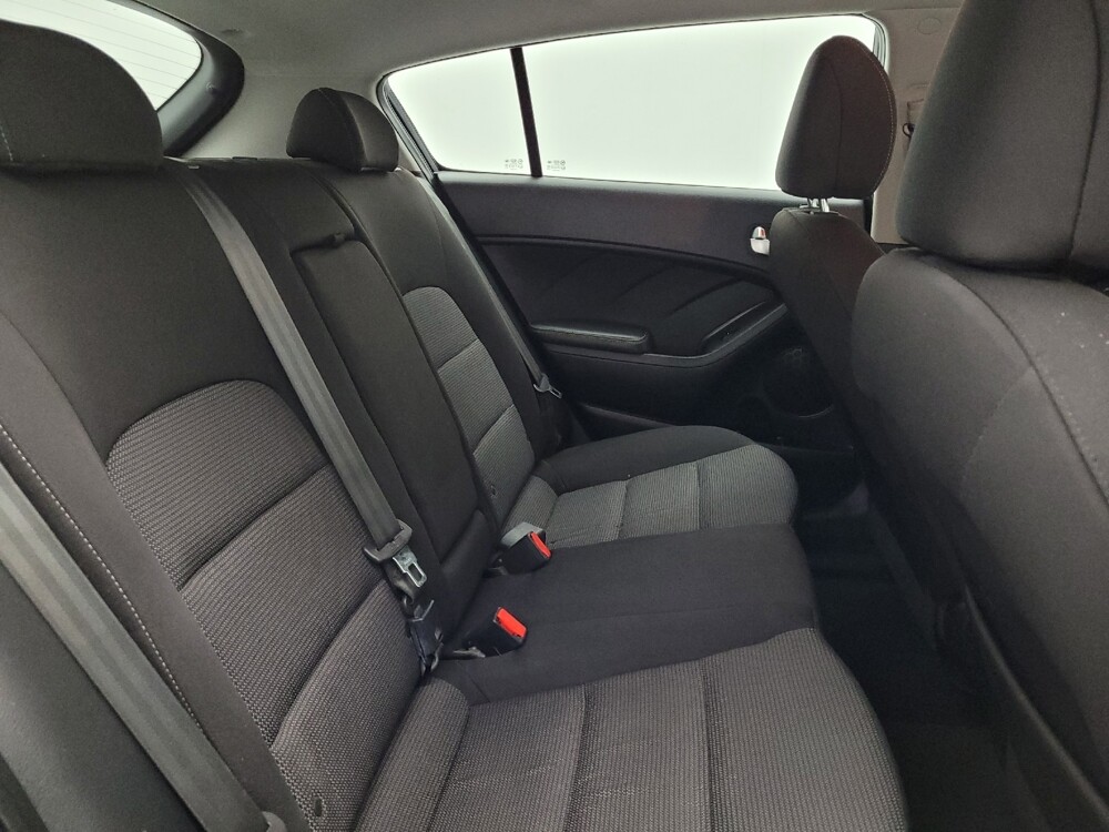 2017 Kia Forte in Wilmington, NC 28405 - 18115502 19