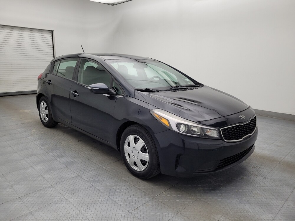 2017 Kia Forte in Wilmington, NC 28405 - 18115502 13