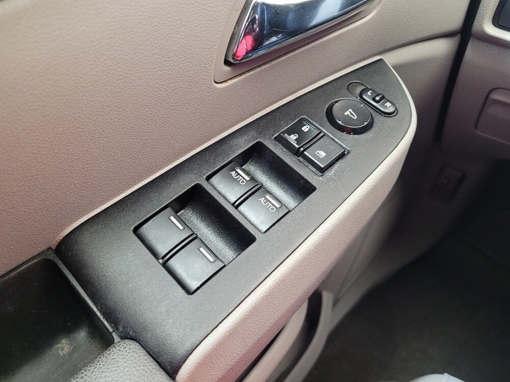 2014 Honda Odyssey in Maple Heights, OH 44137 - 18115538 27