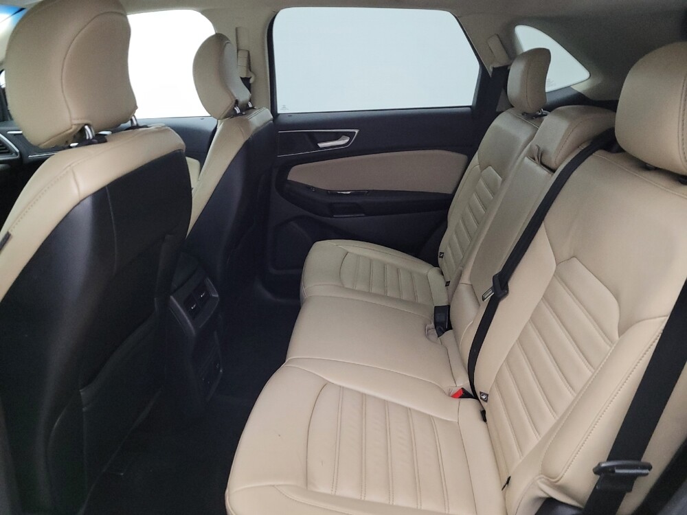 2017 Ford Edge in Louisville, KY 40258 - 18115540 18