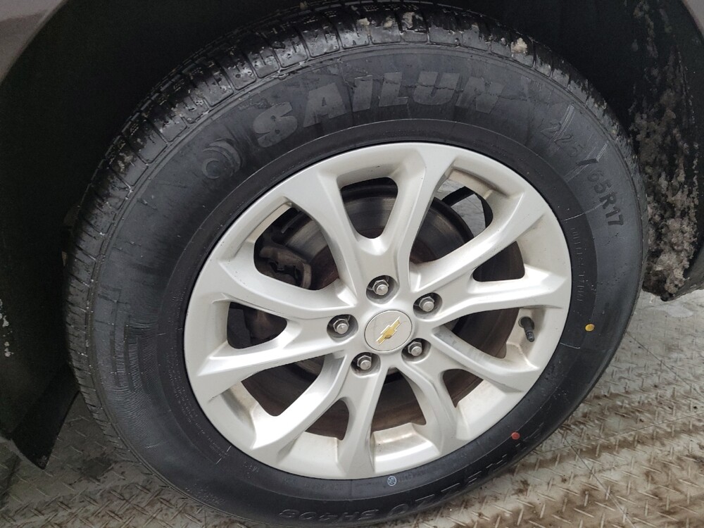 2020 Chevrolet Equinox in Louisville, KY 40258 - 18115542 31