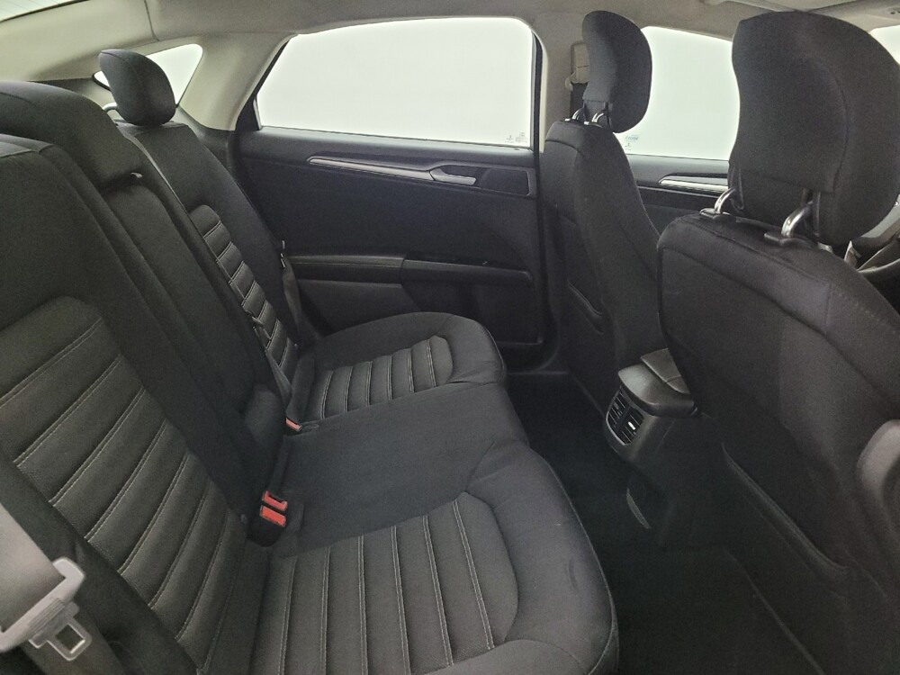 2014 Ford Fusion in Louisville, KY 40258 - 18115544 19