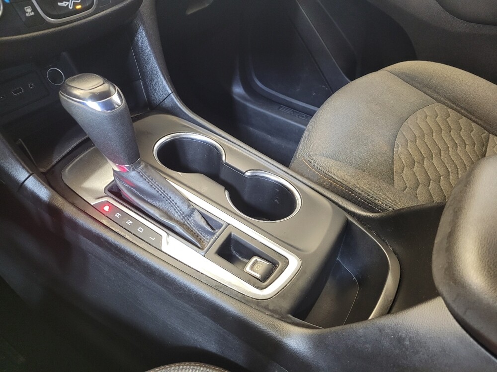 2020 Chevrolet Equinox in Columbus, OH 43228 - 18115546 26