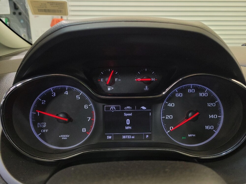 2019 Chevrolet Cruze in Maple Heights, OH 44137 - 18115547 23