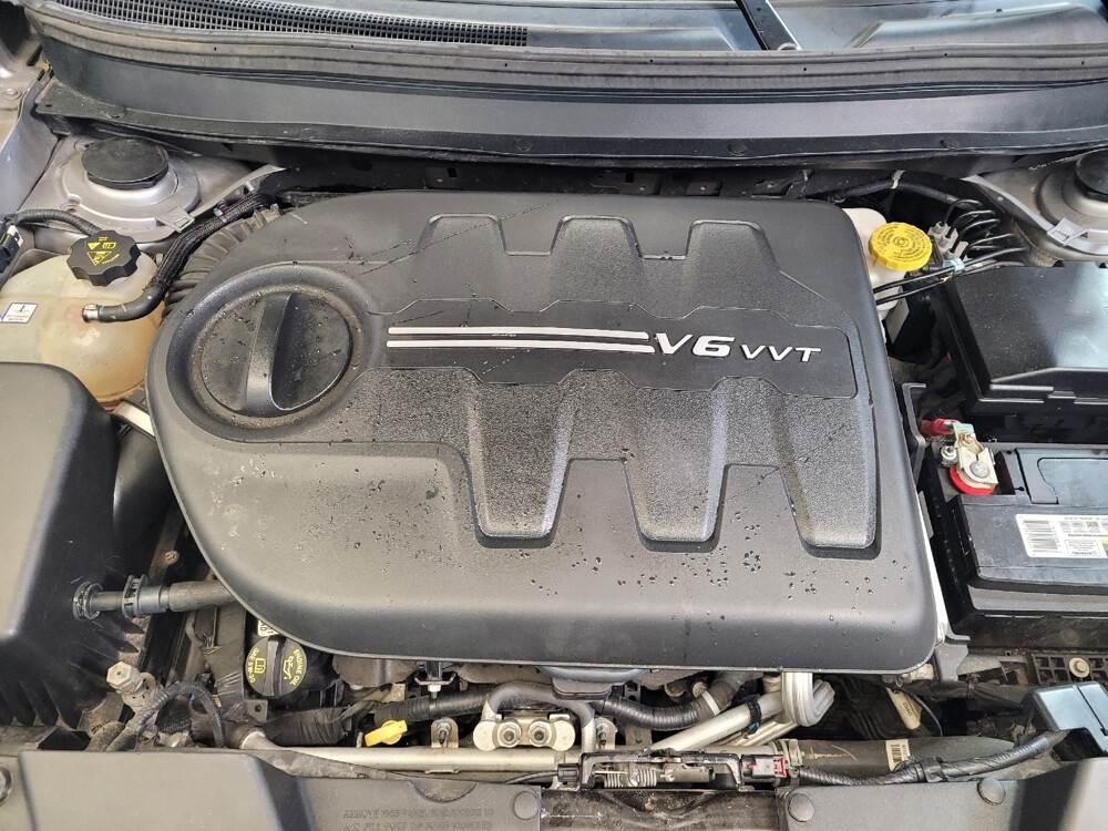 2018 Jeep Cherokee in Louisville, KY 40258 - 18115548 30