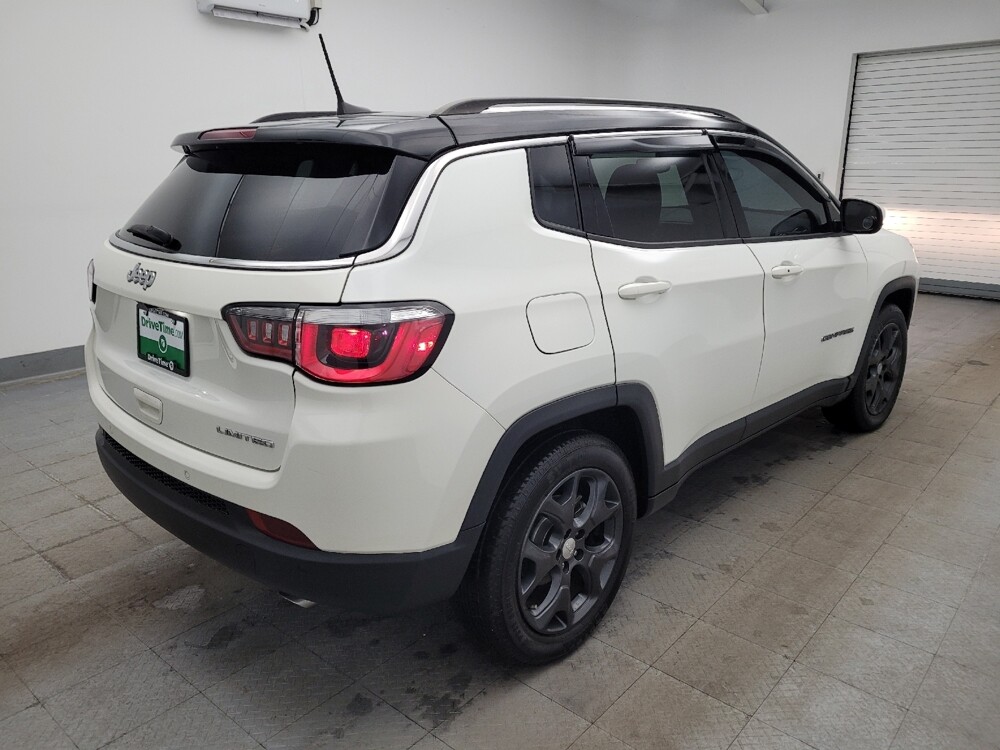 2018 Jeep Compass in Louisville, KY 40258 - 18115550 9