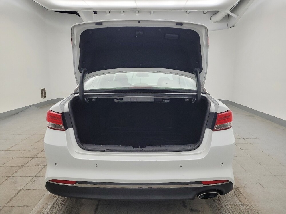 2016 Kia Optima in Columbus, OH 43228 - 18115552 29