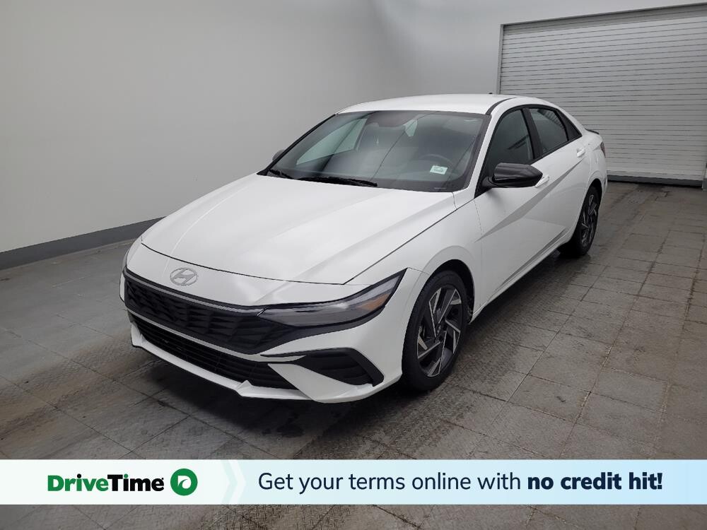 2025 Hyundai Elantra in Cincinnati, OH 45255 - 18115555