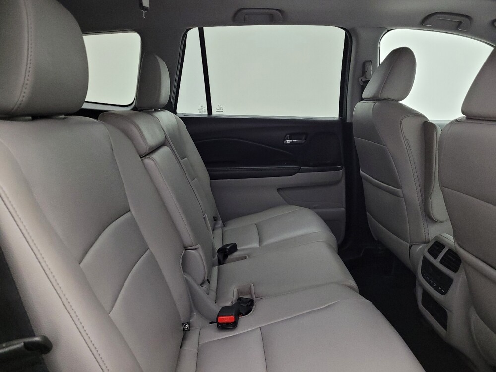 2017 Honda Pilot in Columbus, OH 43228 - 18115558 19