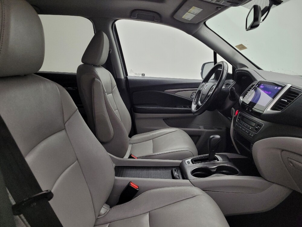 2017 Honda Pilot in Columbus, OH 43228 - 18115558 21