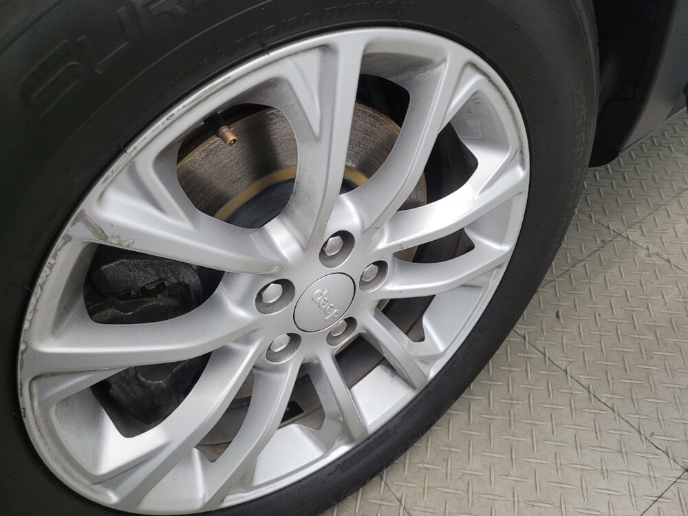 2019 Jeep Cherokee in New Castle, DE 19720 - 18115561 31