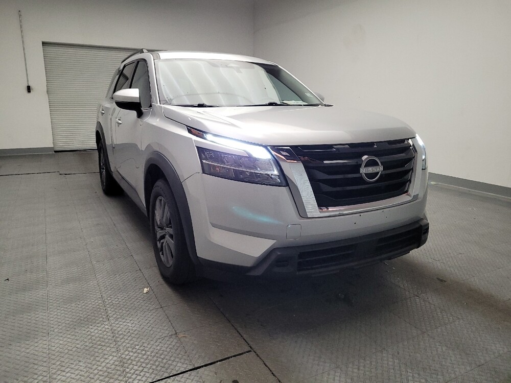 2022 Nissan Pathfinder in Montclair, CA 91763 - 18115562 14