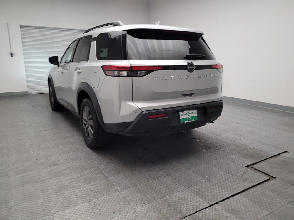 2022 Nissan Pathfinder in Montclair, CA 91763 - 18115562 6