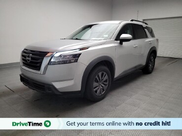 2022 Nissan Pathfinder in Montclair, CA 91763