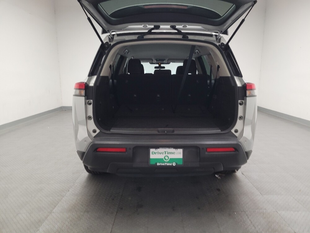 2022 Nissan Pathfinder in Montclair, CA 91763 - 18115562 29