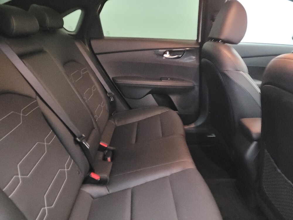 2022 Kia Forte in Plymouth Meeting, PA 19462 - 18115568 19