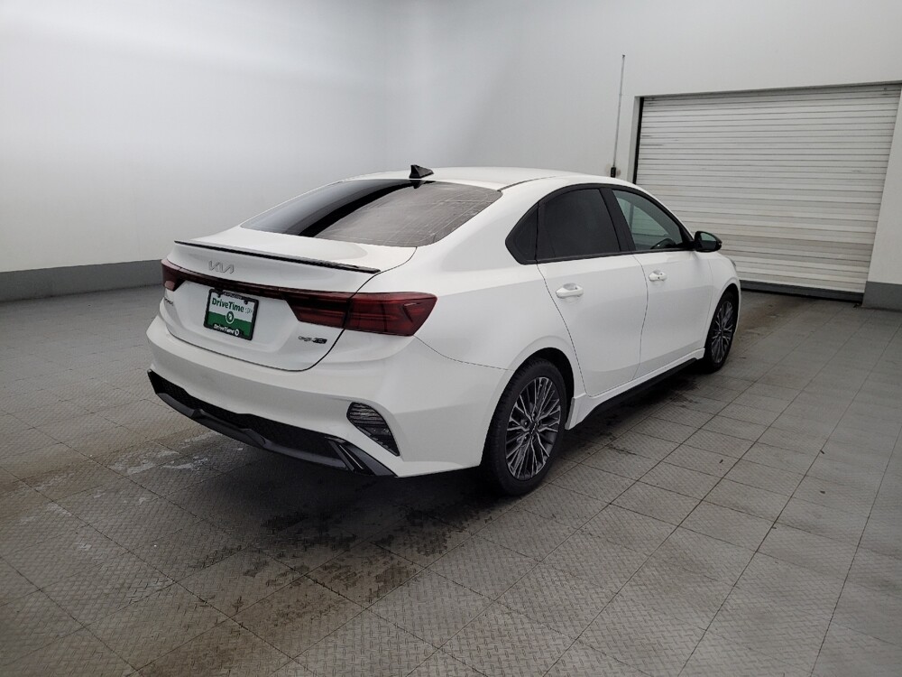 2022 Kia Forte in Plymouth Meeting, PA 19462 - 18115568 9