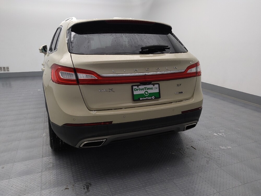 2016 Lincoln MKX in Wichita, KS 67207 - 18115587 6