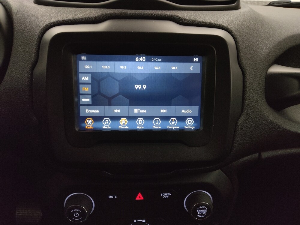 2019 Jeep Renegade in Topeka, KS 66611 - 18115588 25