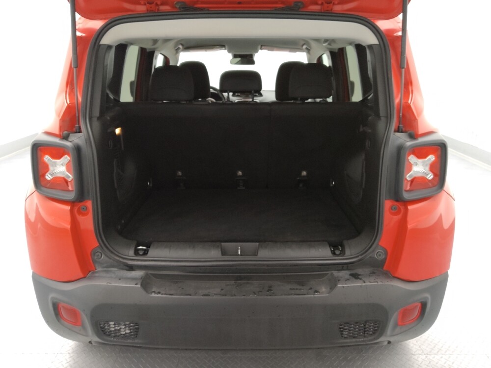 2019 Jeep Renegade in Topeka, KS 66611 - 18115588 29