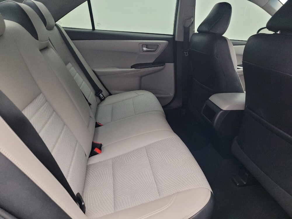 2016 Toyota Camry in Gainesville, FL 32609 - 18115600 19