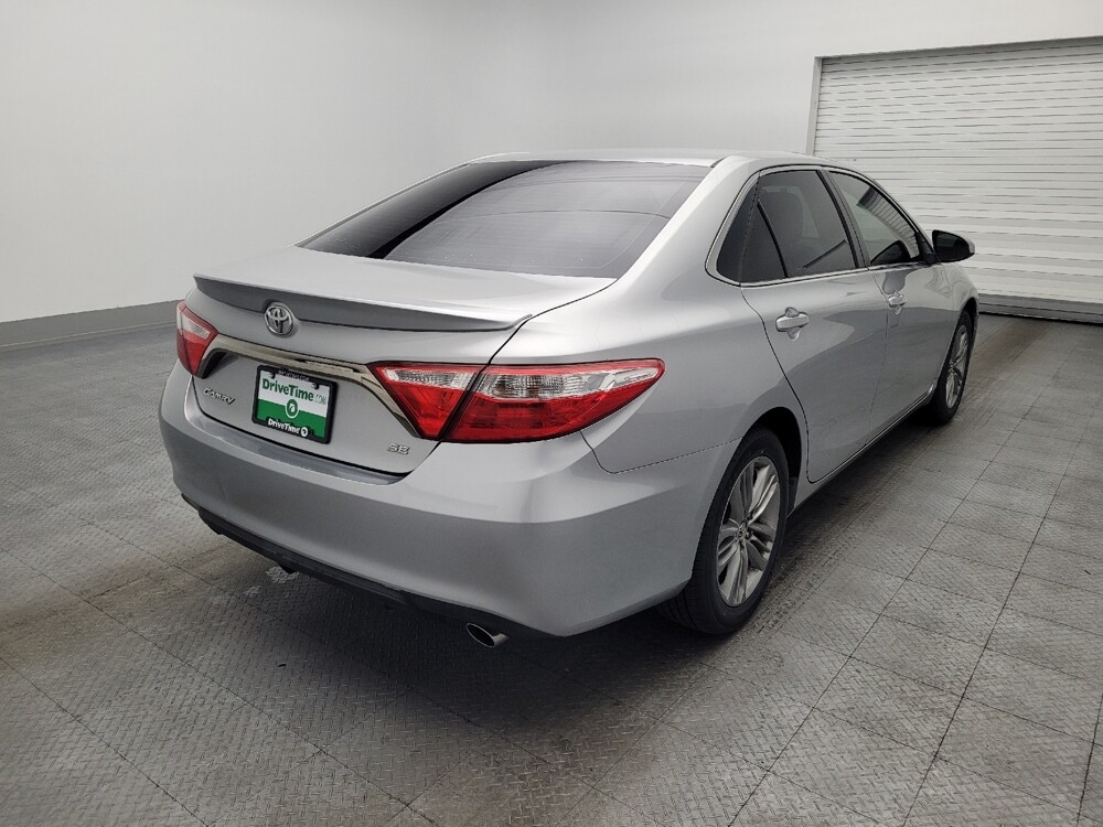 2016 Toyota Camry in Gainesville, FL 32609 - 18115600 9