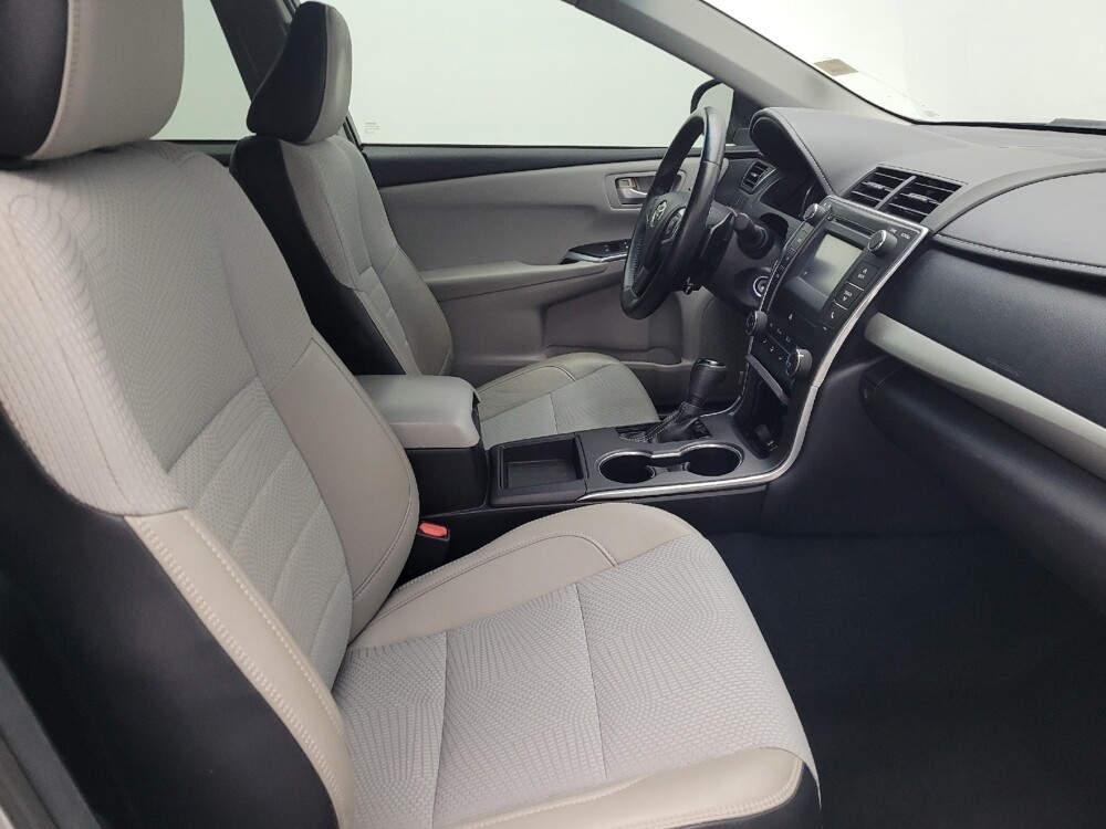 2016 Toyota Camry in Gainesville, FL 32609 - 18115600 21