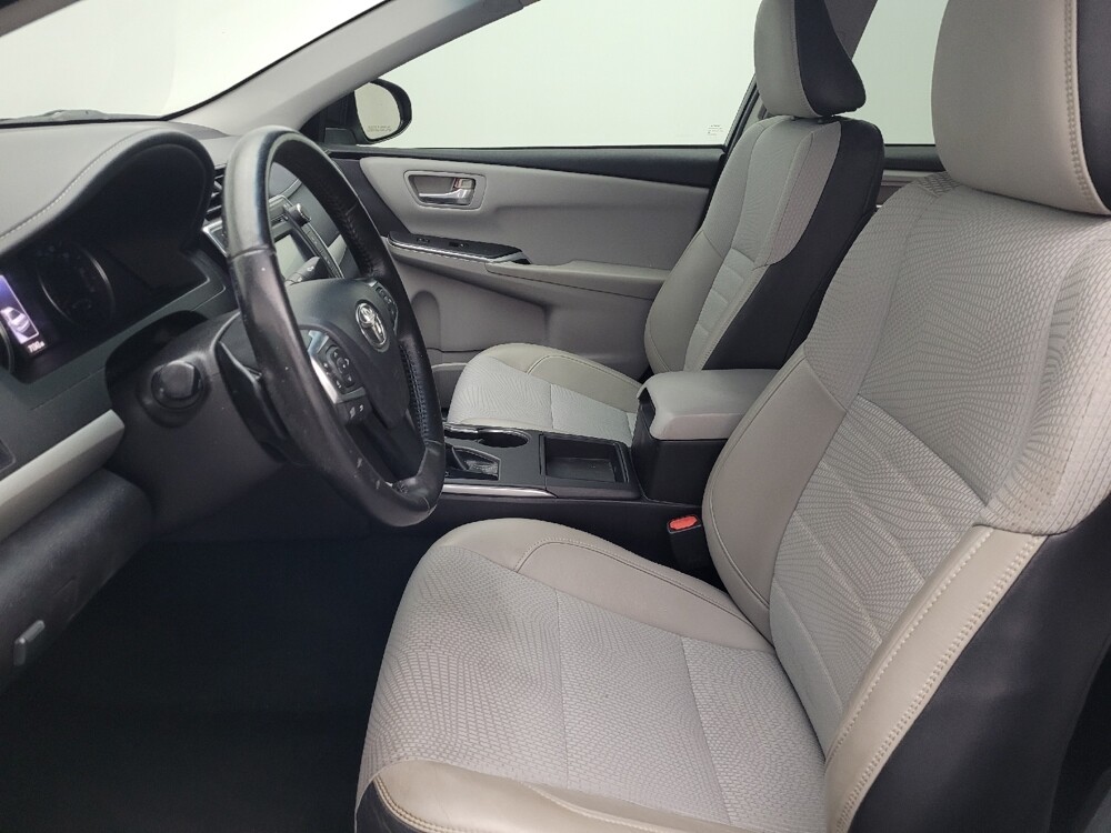 2016 Toyota Camry in Gainesville, FL 32609 - 18115600 17