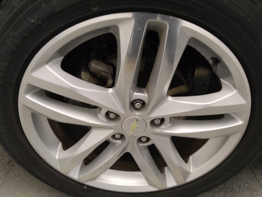 2018 Chevrolet Equinox in Birmingham, AL 35215 - 18115609 31