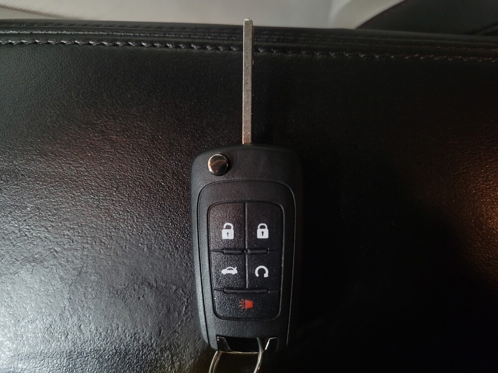 2017 Chevrolet Equinox in Stone Mountain, GA 30083 - 18115611 32