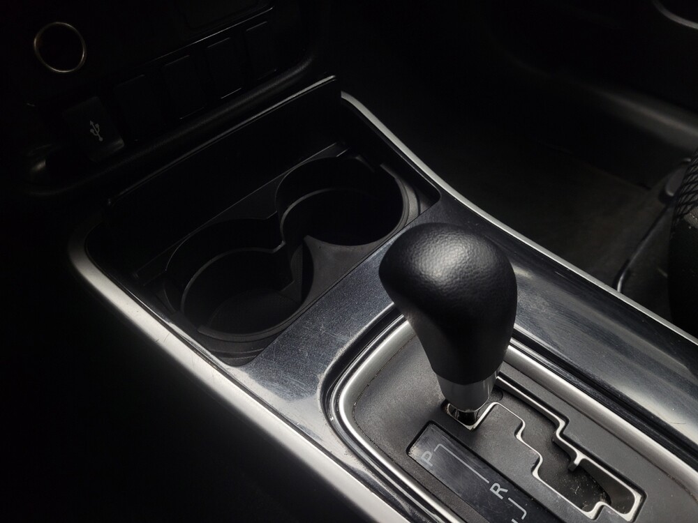 2019 Mitsubishi Outlander in Indianapolis, IN 46222 - 18115619 26