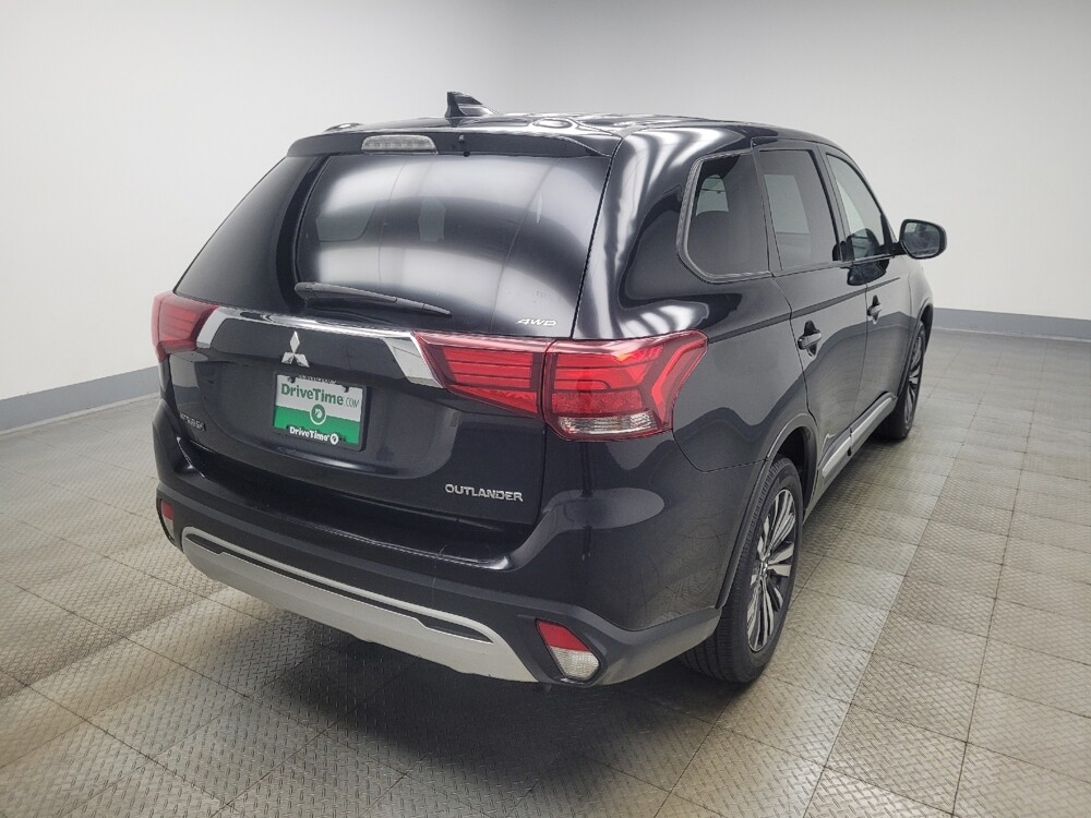 2019 Mitsubishi Outlander in Indianapolis, IN 46222 - 18115619 9